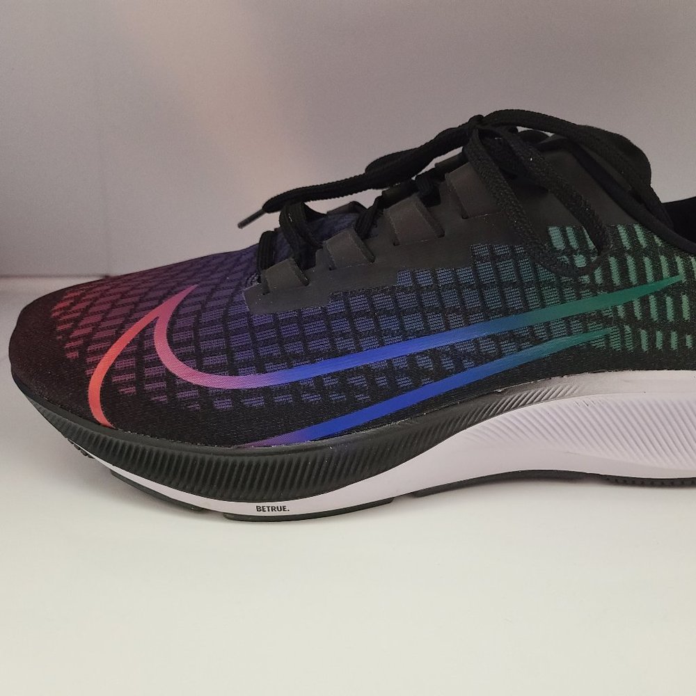 Nike Air Zoom Pegasus 37 BE TRUE Pride